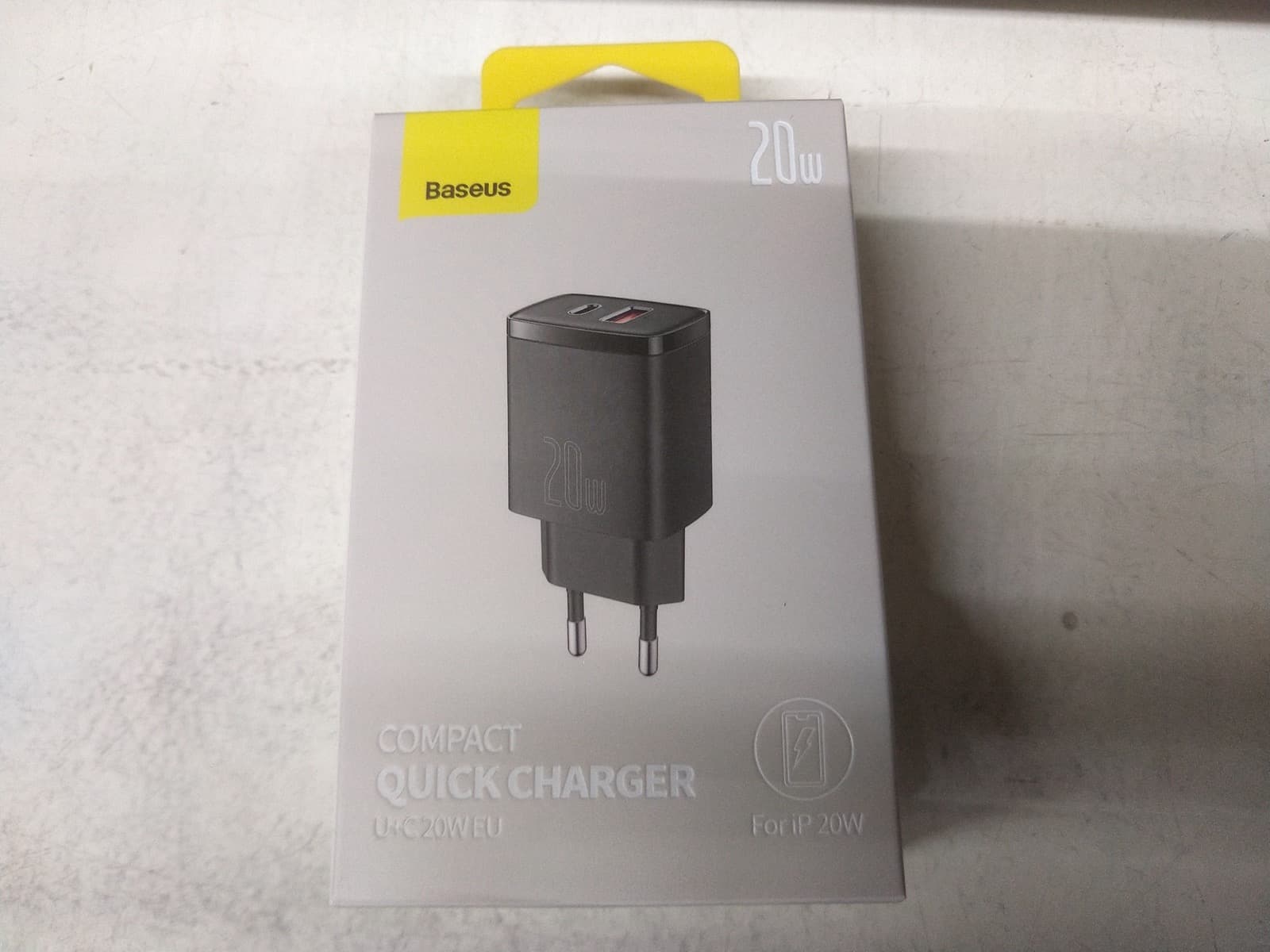 USB chargers and power accessories USB chargers and power accessories